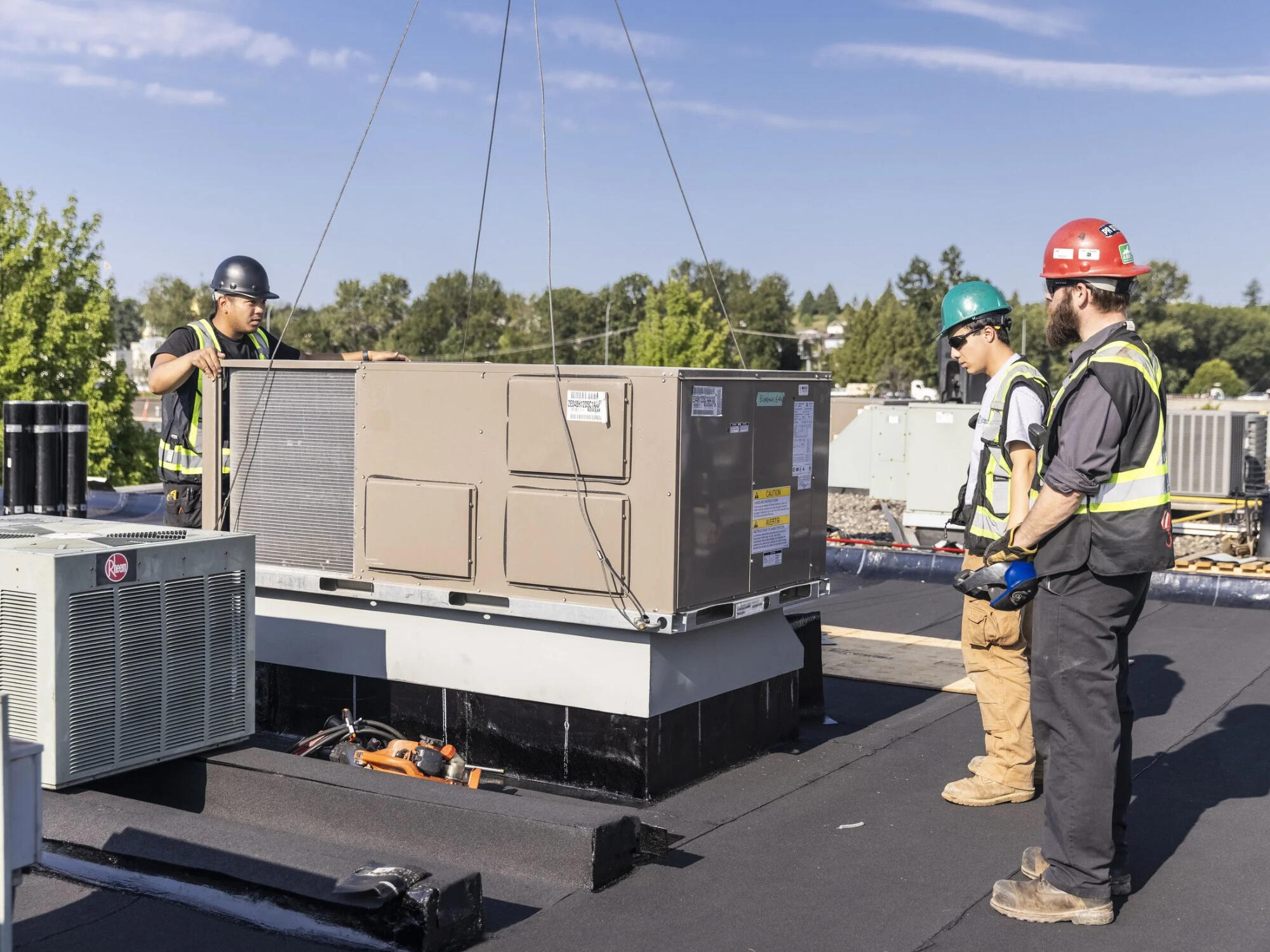 COMMERCIAL AIR CONDITIONING SYSTEMS COMMERCIAL AIR CONDITIONING SYSTEMS